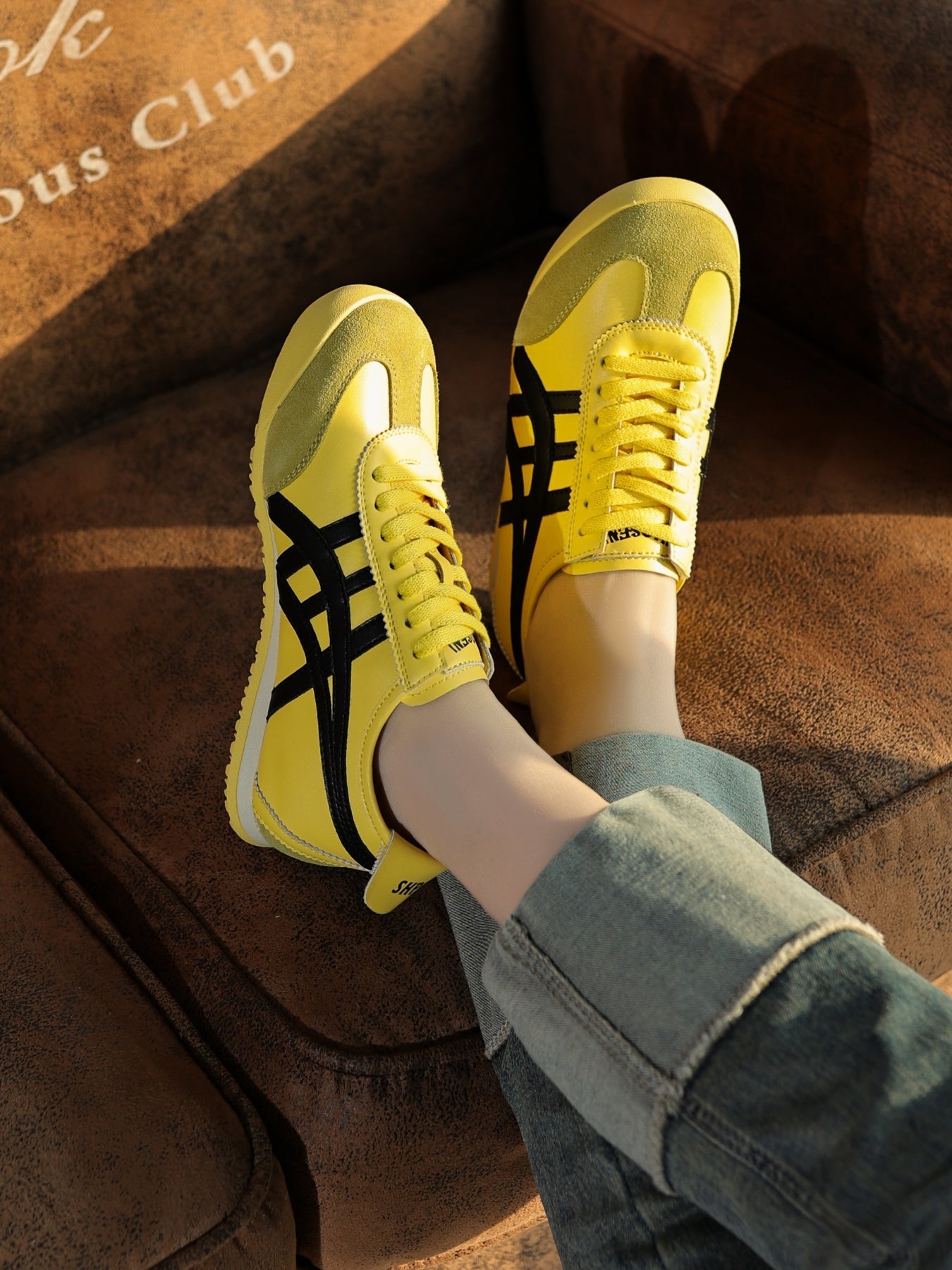 Rumour Has It | Maxine Contrast Strap Leather Sneaker - yellow