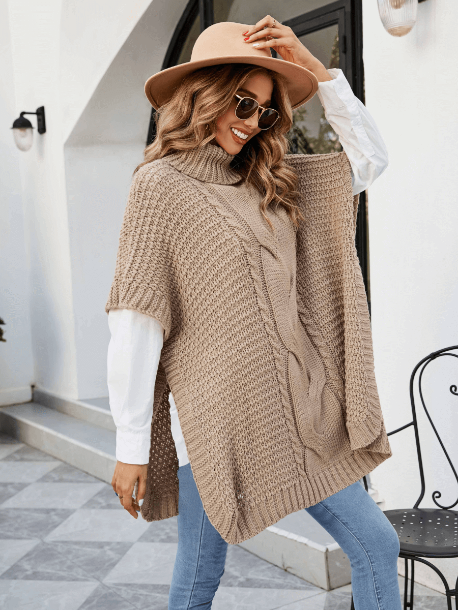 Milligan Oversized Turtleneck Sweater - Khaki