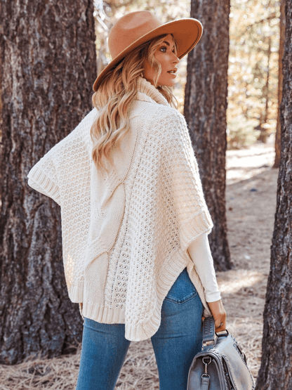 Milligan Oversized Turtleneck Sweater - Beige