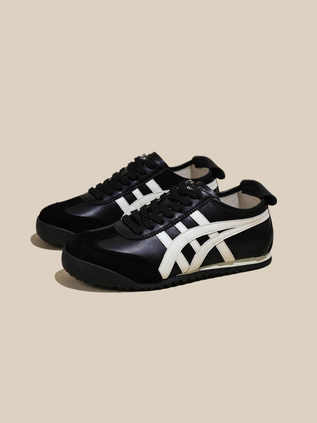 Rumour Has It | Maxine Contrast Strap Leather Sneaker - black
