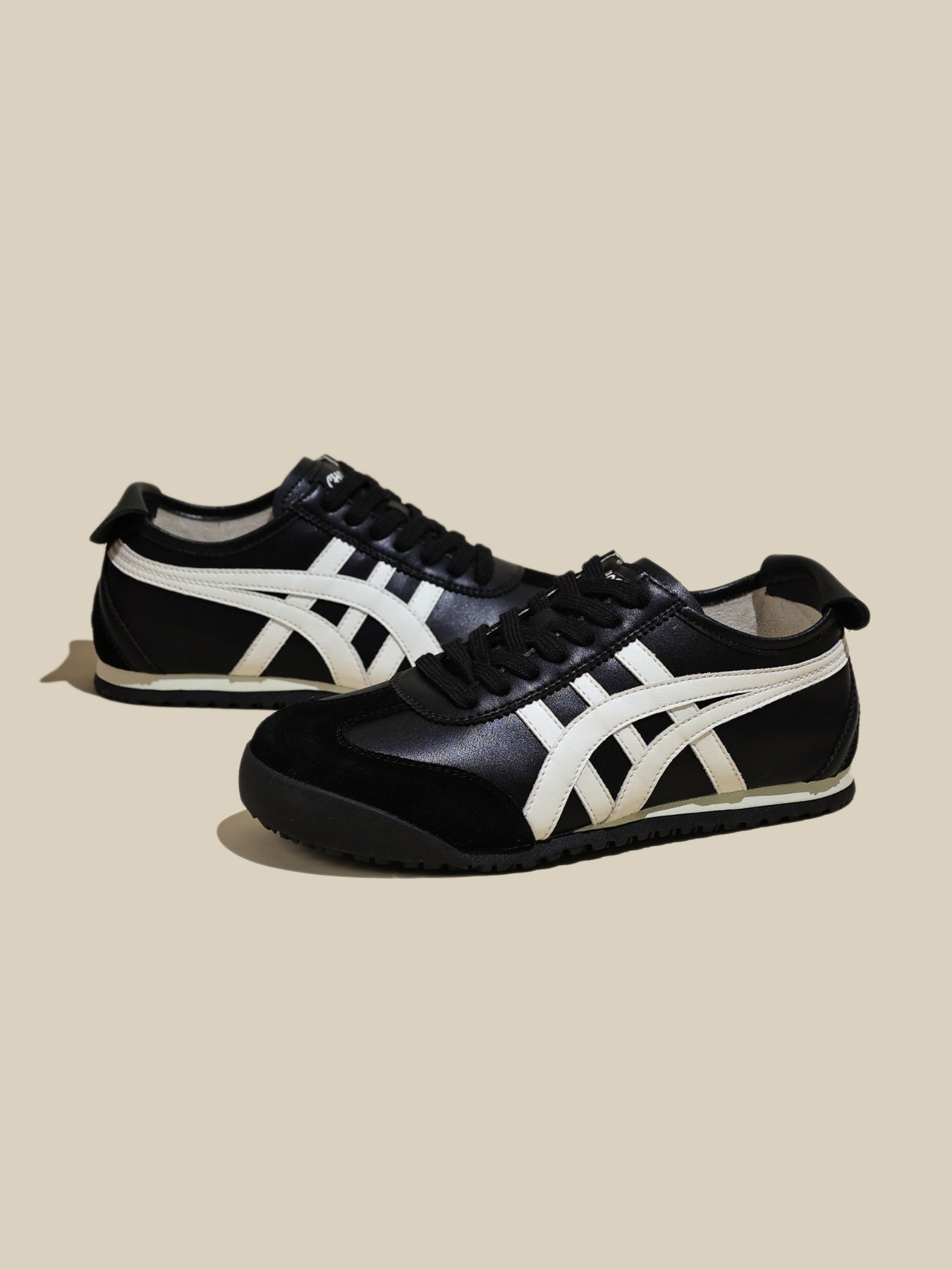 Rumour Has It | Maxine Contrast Strap Leather Sneaker - black